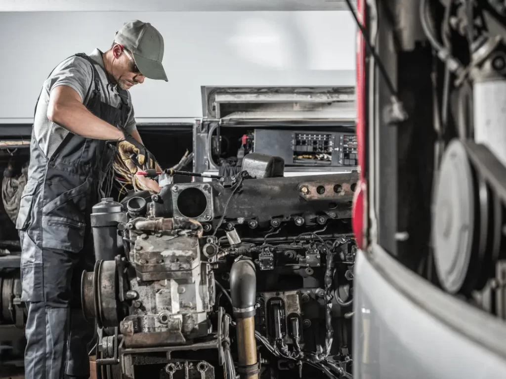 Differences Between Auto Mechanics and Diesel Mechanics